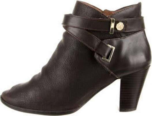 venda embellished heel chelsea boot louise et cie