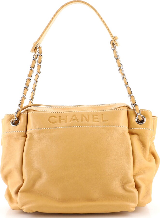 Chanel Pre-owned 1990s V-Stitch Top-Handle Bag - Neutrals