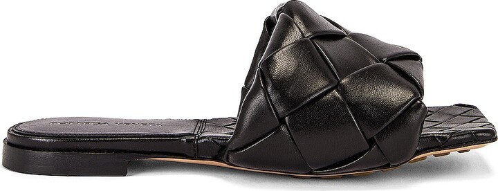 Bottega Veneta Lido Sandals in Black