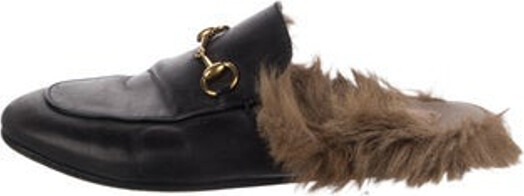 Gucci Leather Mules Black Horsebit Accent Round-Toes with Fur Trim Designer