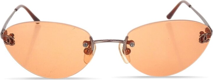CHANEL Pre-Owned 2000s CC wraparound-frame Sunglasses - Farfetch