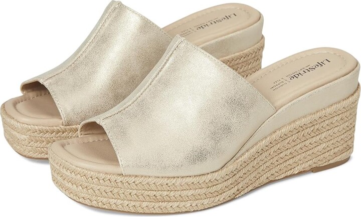 LifeStride Haute Women's Wedge Shoes Platino Gold : 7.5 W (C) Synthetic