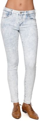 Bullhead Denim Co Low Rise Skinniest Jeans - White Wash Indigo