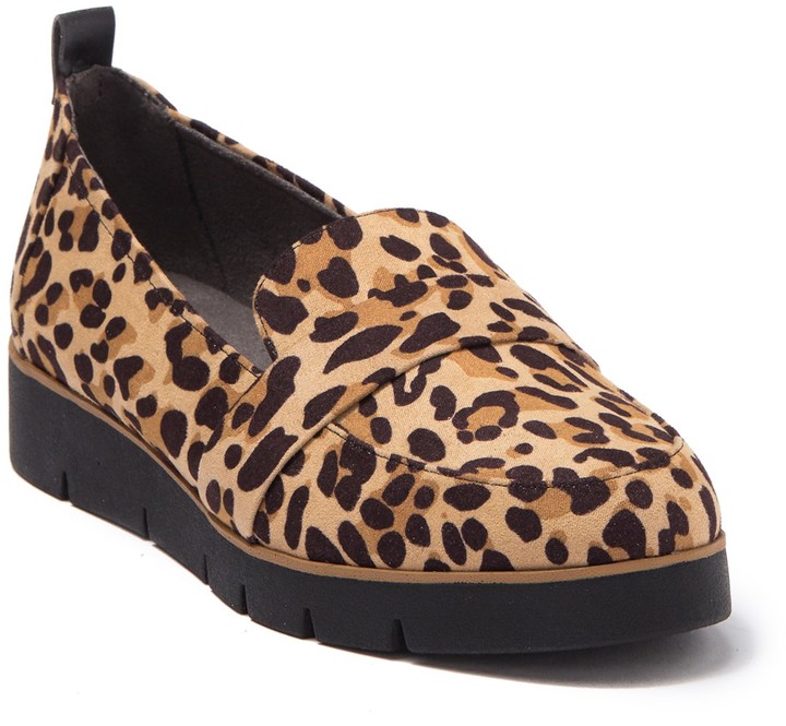 dr scholl's leopard loafer