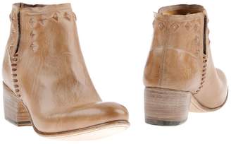Alberto Fasciani Ankle boots - Item 11027828UW