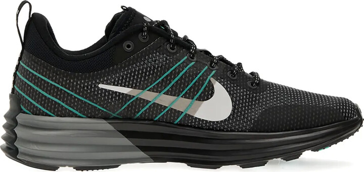 Nike Lunar Roam sneakers