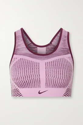 womens pink nike outfit