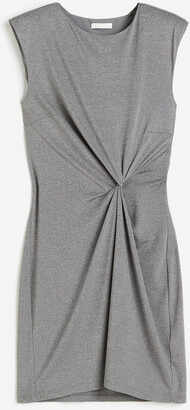 Grey minimalistic outfit fashion ugg mini ZARA H&M knit Louis Vuitton  Pochette Metis reverse blonde medium bob curls