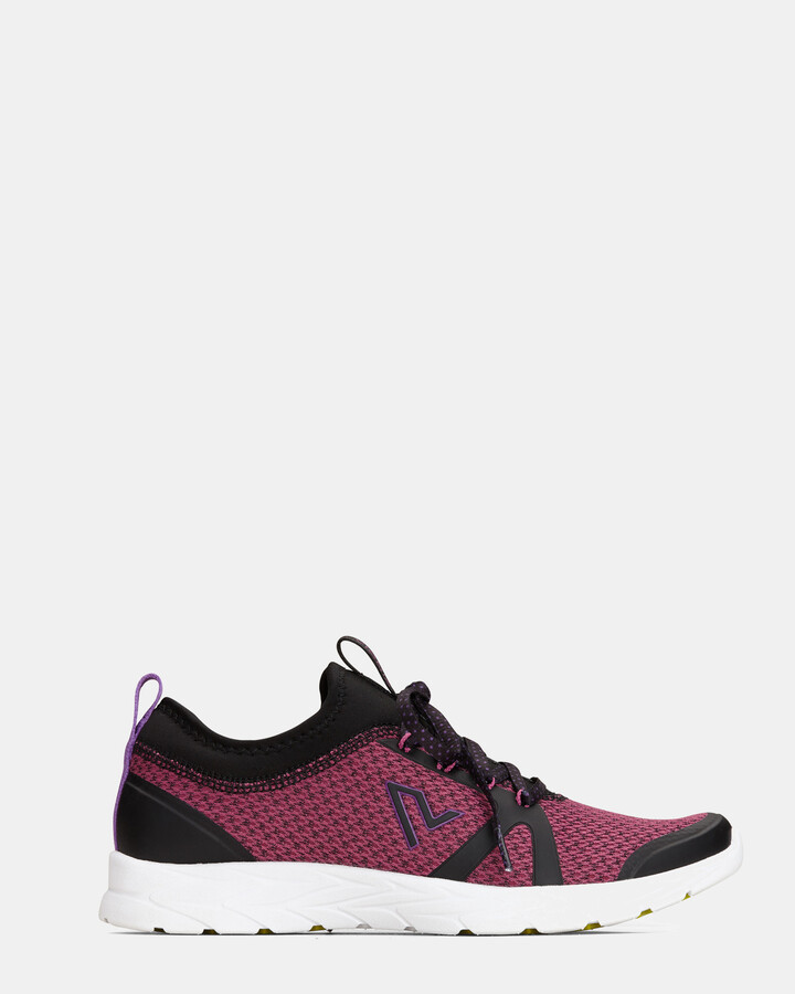 vionic alaina active sneaker