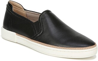 buy naturalizer shoes