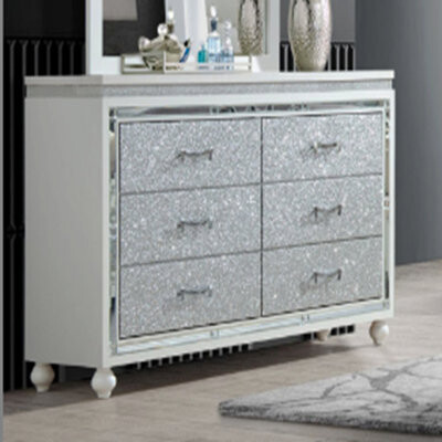 Everly Quinn Dresser