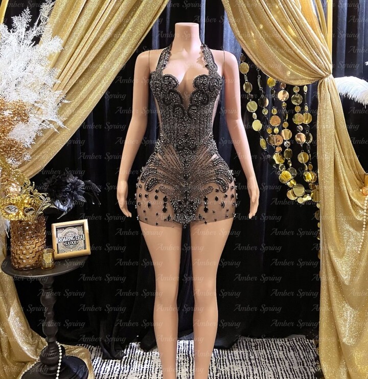 Customized Luxury Little Black Cocktail Dress Rhinestone Short Birthday Gown Haute Crysta Halter Neck Leathers Back Prom Party