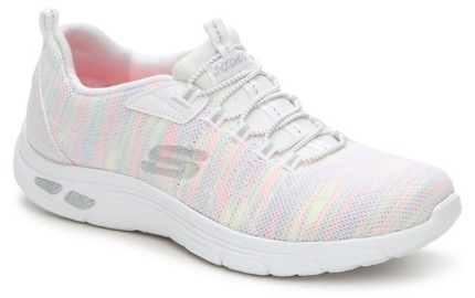 skechers go walk bungee closure sneakers