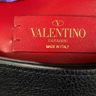 Valentino Garavani VRing Shoulder Bag Leather Medium 145232115