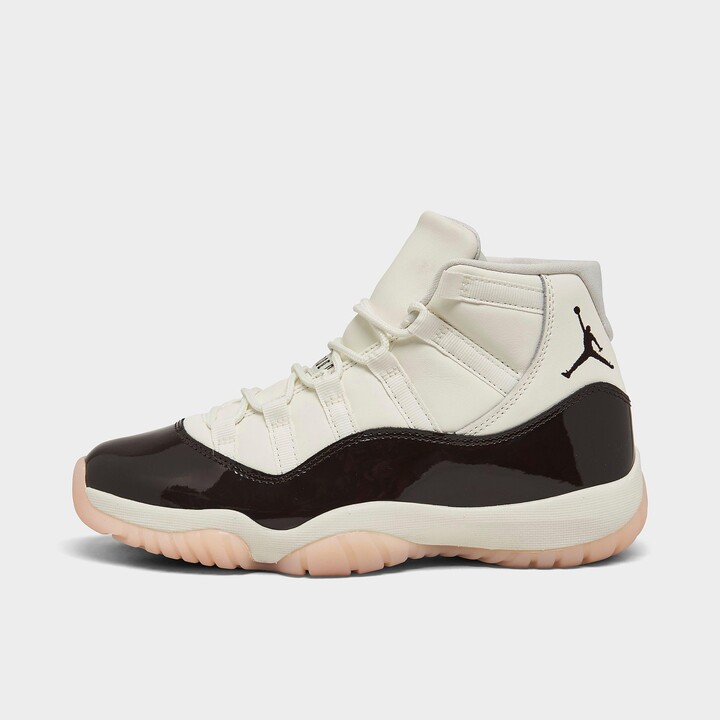 womens jordans retro 11