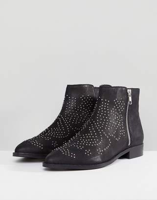 ASOS DESIGN AUTO PILOT Wide Fit Suede Studded Ankle Boots