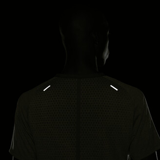Nike Men's TechKnit Dri-FIT ADV Short-Sleeve Running Top in Green