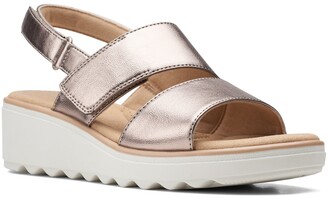 clarks silver flat sandals