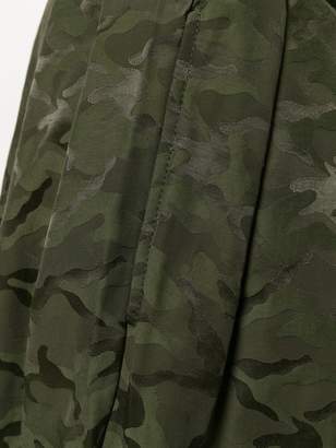 Comme des Garcons Shirt Boys pleated camouflage shorts