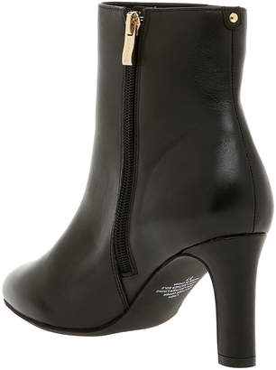 Basque Linda Black Leather Boot