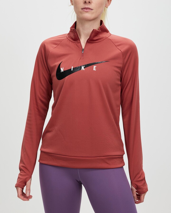 nike swoosh zip top