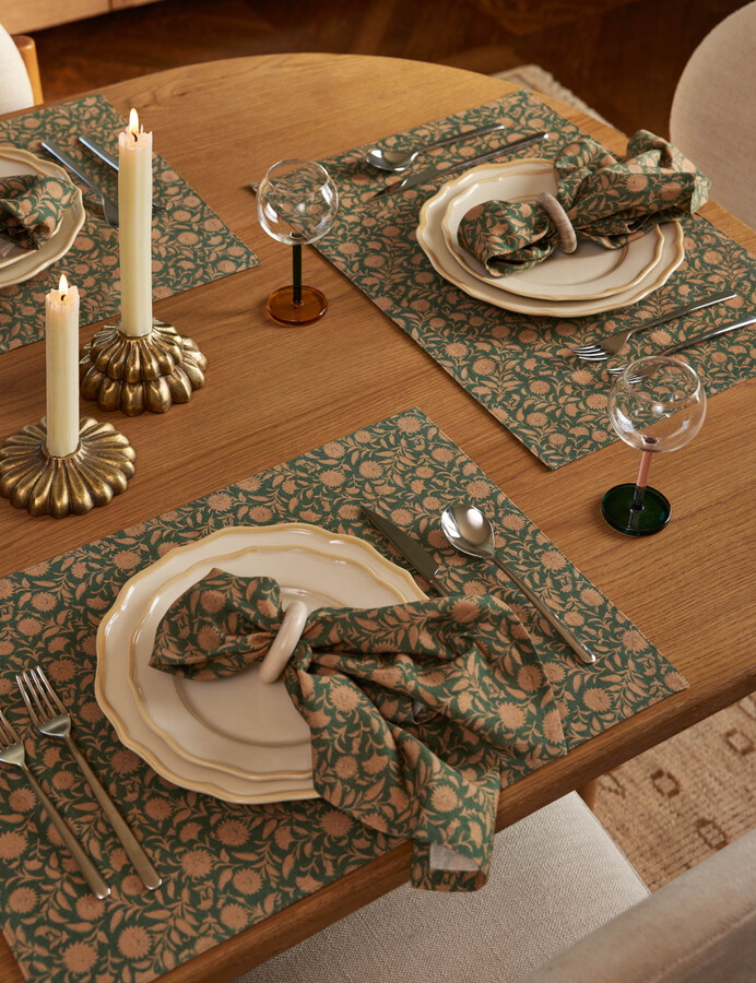 Lulu and Georgia Bilboquet Wine Glass (Set of 2)