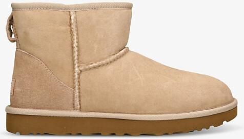 UGG Womens Beige Classic Mini II Suede Boots Eur 40 / 7 Uk Women