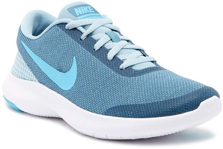 flex experience rn 7 sneaker