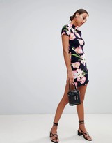 Thumbnail for your product : AX Paris short sleeve printed dress with curved hem