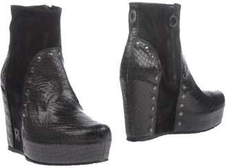 Ruco Line Ankle boots - Item 11219606