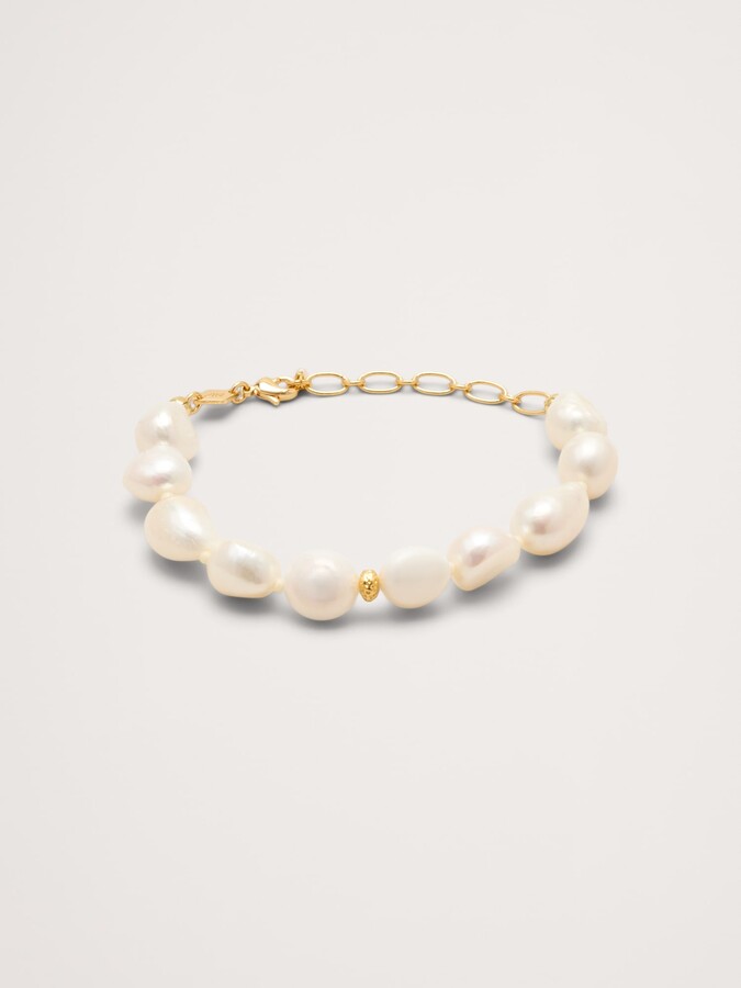 Banana Republic Stella Pearly Bracelet by Anni Lu