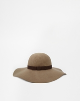 Thumbnail for your product : Catarzi Floppy Hat in Khaki