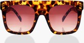 Thumbnail for your product : boohoo Oversized Square Plastic Sunglasses