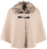 Thumbnail for your product : boohoo Naomi Faux Fur Collar Cape