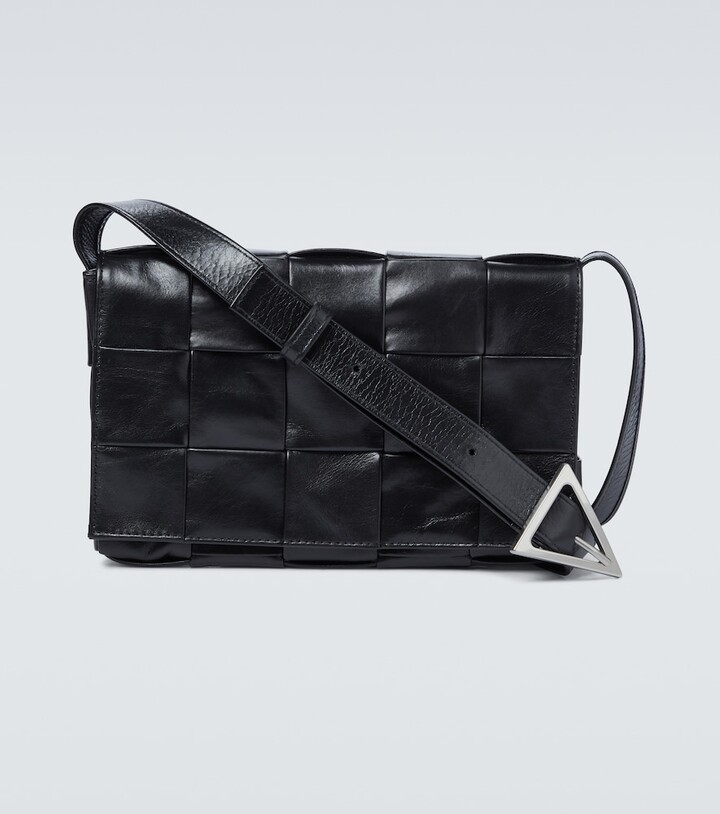 Bottega Veneta Cassette Medium Intreccio leather bag
