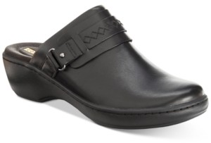 clarks delana amber clog