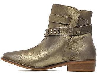 Berenice Women's I Burn Rounded toe Ankle Boots in Gold