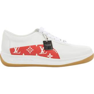 louis vuitton supreme trainers