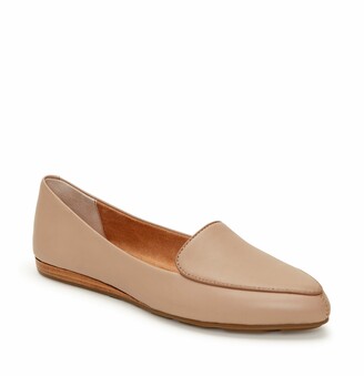 Me Too Anissa Leather Flat Loafer