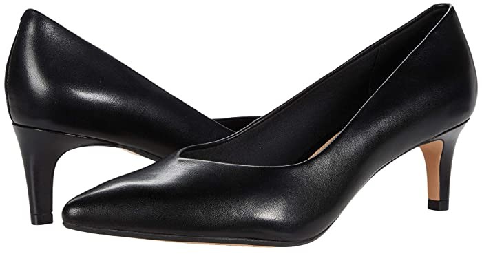 clarks soft leather pumps