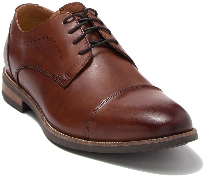 florsheim center cap toe derby
