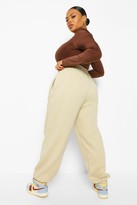 Thumbnail for your product : boohoo Plus Basic Casual Cuffed Joggers