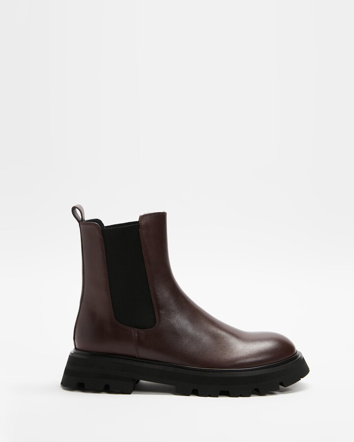 Tony Bianco Women's Brown Chelsea Boots Albie Size at The