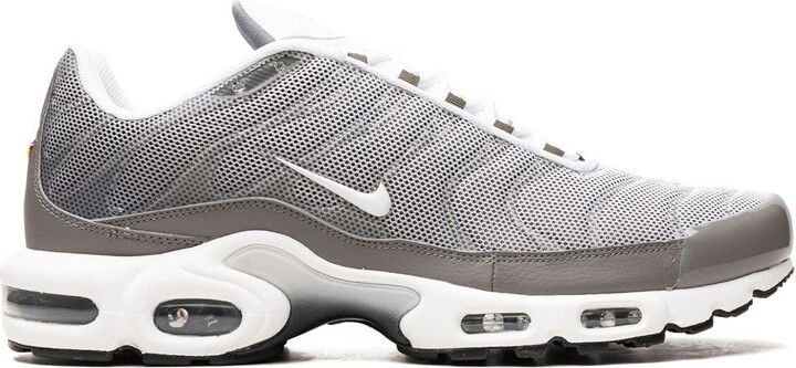 Nike Air Max Plus SE "Flat Pewter" sneakers - ShopStyle