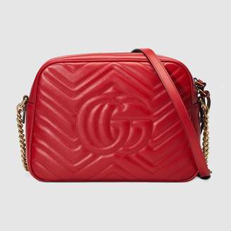 Gucci GG Marmont medium matelassé shoulder bag