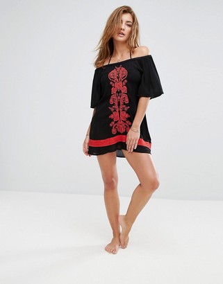 Liquorish Short Sleeve Beach Dress with Red Embroidery