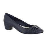 navy pumps wide width