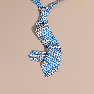 Burberry Modern Cut Geometric Print Silk Tie