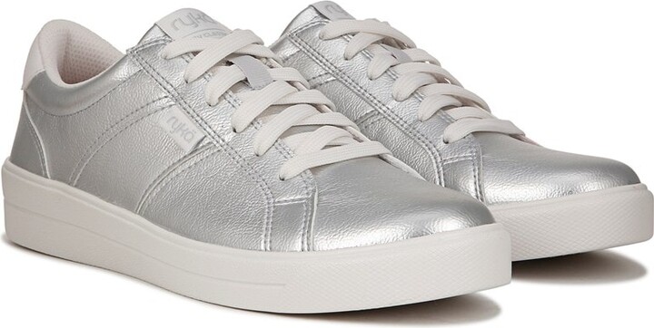 Women's Viv Classic Sneakers