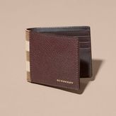 Thumbnail for your product : Burberry Grainy Leather and House Check Folding Wallet